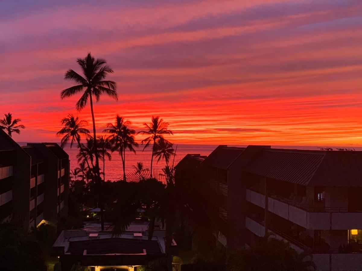 Kona Magic Ali'I - Top Floor Views, Pool, Beach, Sunsets 凯路亚-科纳 外观 照片