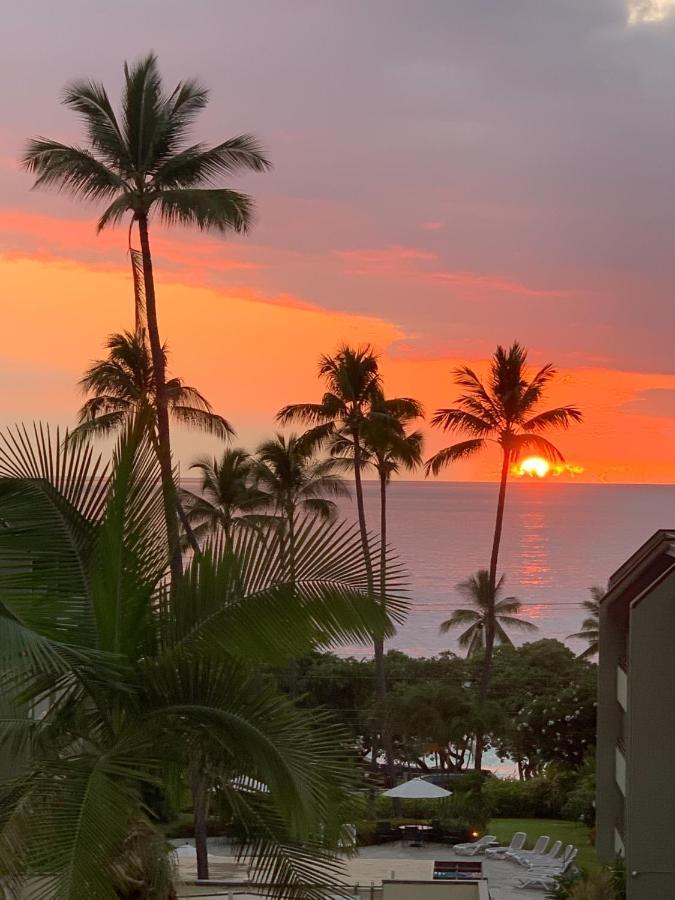 Kona Magic Ali'I - Top Floor Views, Pool, Beach, Sunsets 凯路亚-科纳 外观 照片